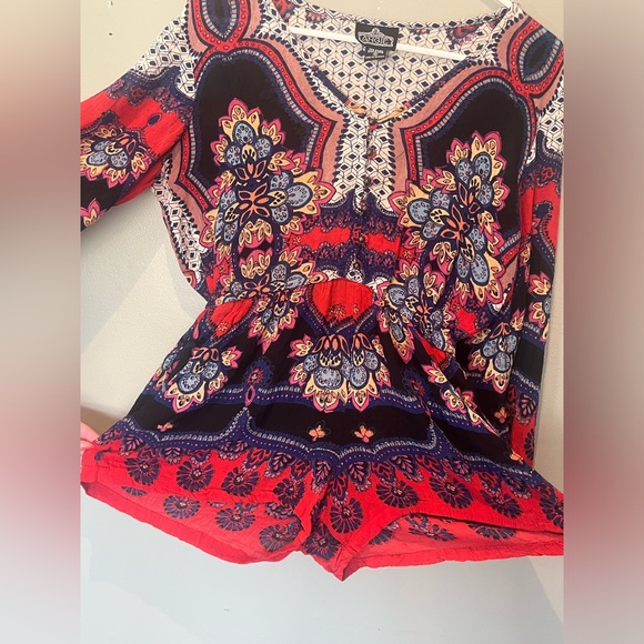 Adorable brightly colored romper by Angie - Picture 7 of 7